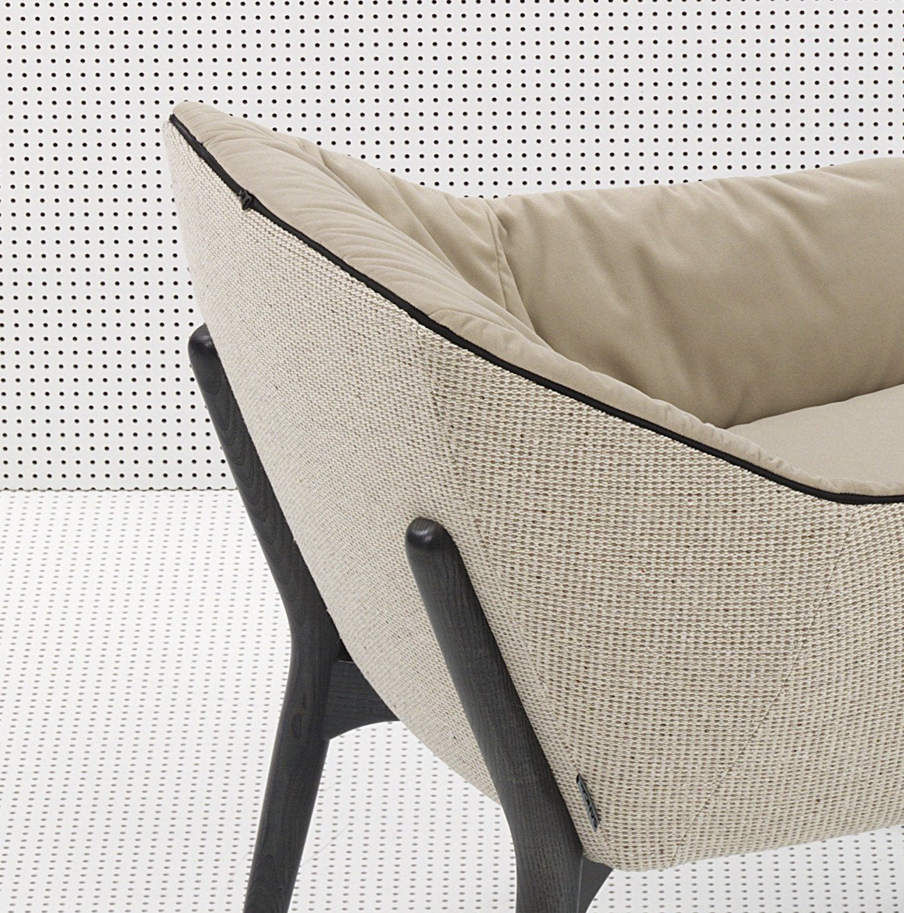 Nido 288 Lounge Chair