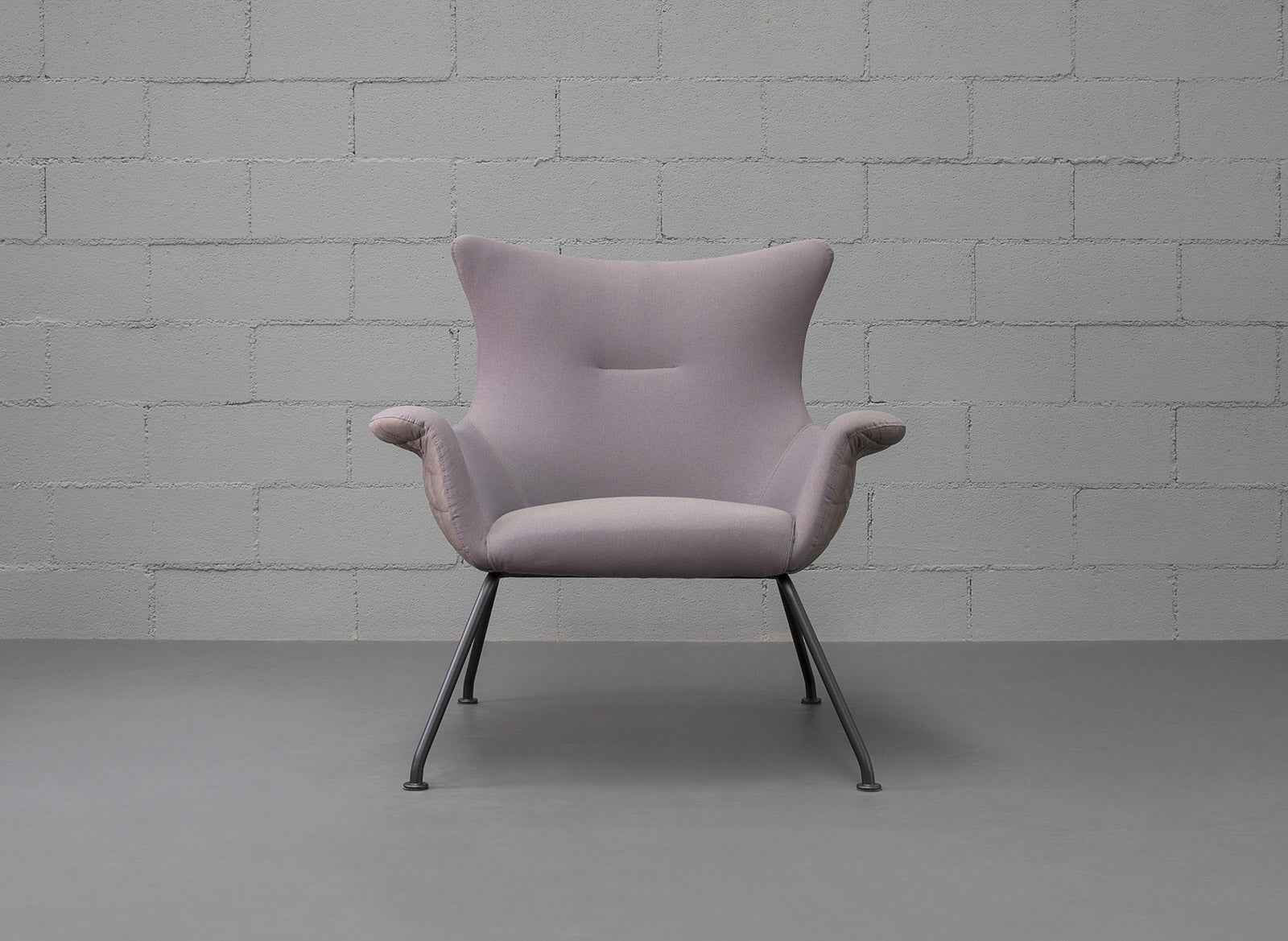 Nirvana 05 Base 124 Lounge Chair-Contract Furniture Store for hospitality, leisure & commercial projects