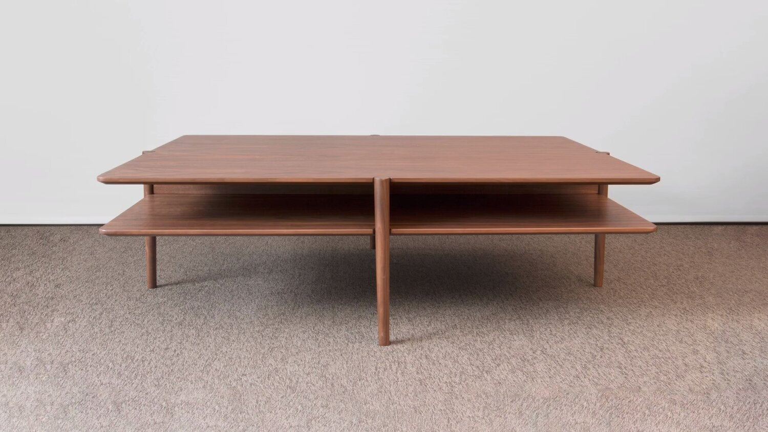 Nivel Low Table-Contract Furniture Store for hospitality, leisure & commercial projects