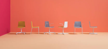Noa 727 Side Chair