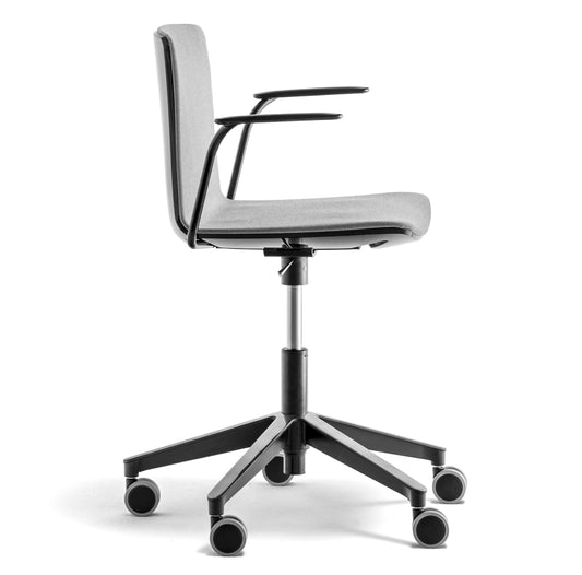 Noa 728/3 Armchair-Contract Furniture Store for hospitality, leisure & commercial projects