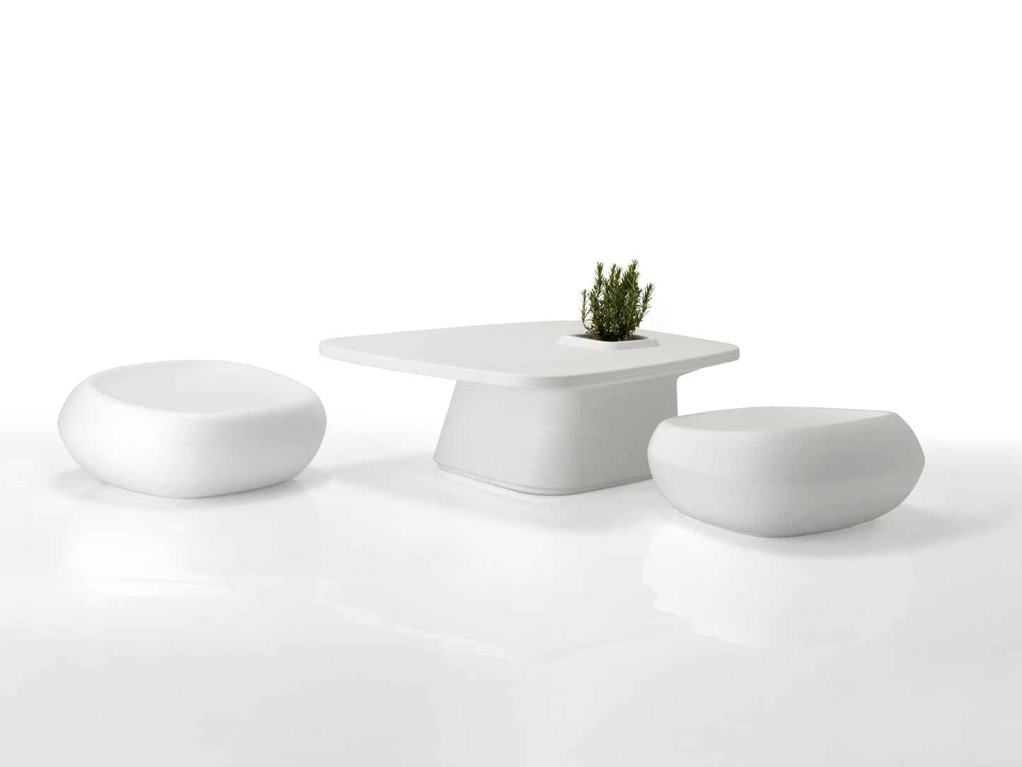 Noma Coffee Table