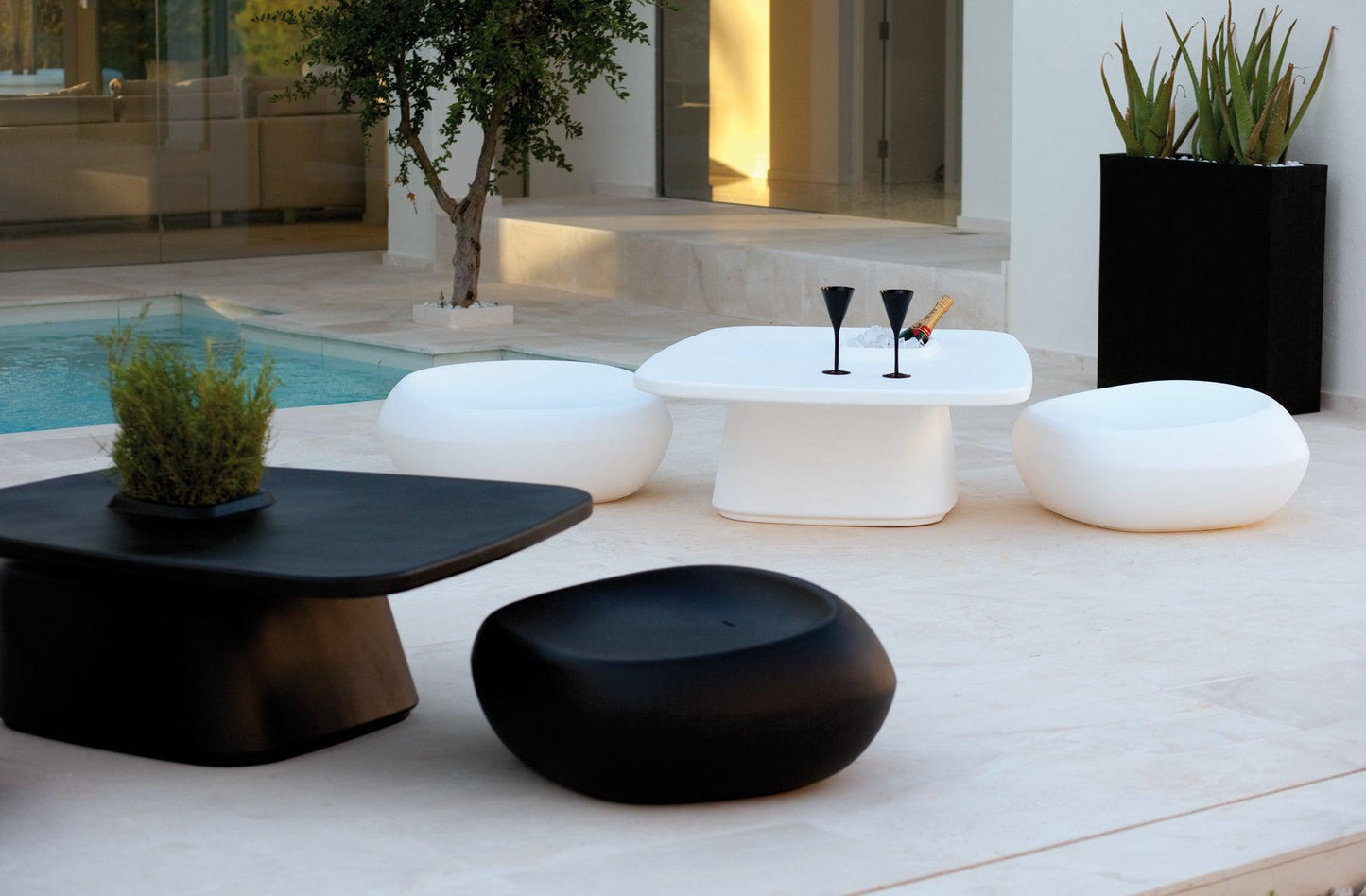Noma Ottoman-Contract Furniture Store for hospitality, leisure & commercial projects