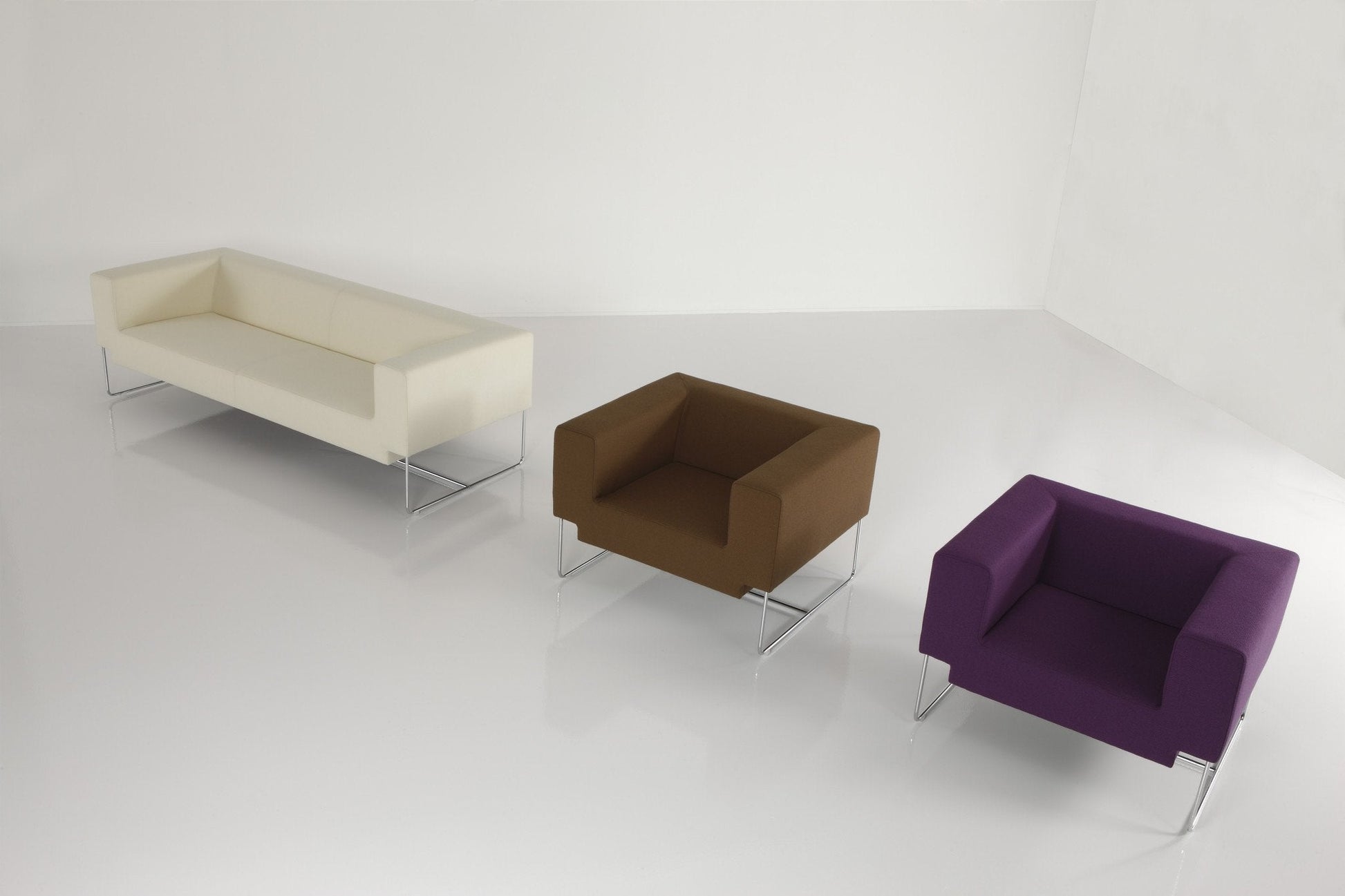 Nosso Sofa-Contract Furniture Store for hospitality, leisure & commercial projects