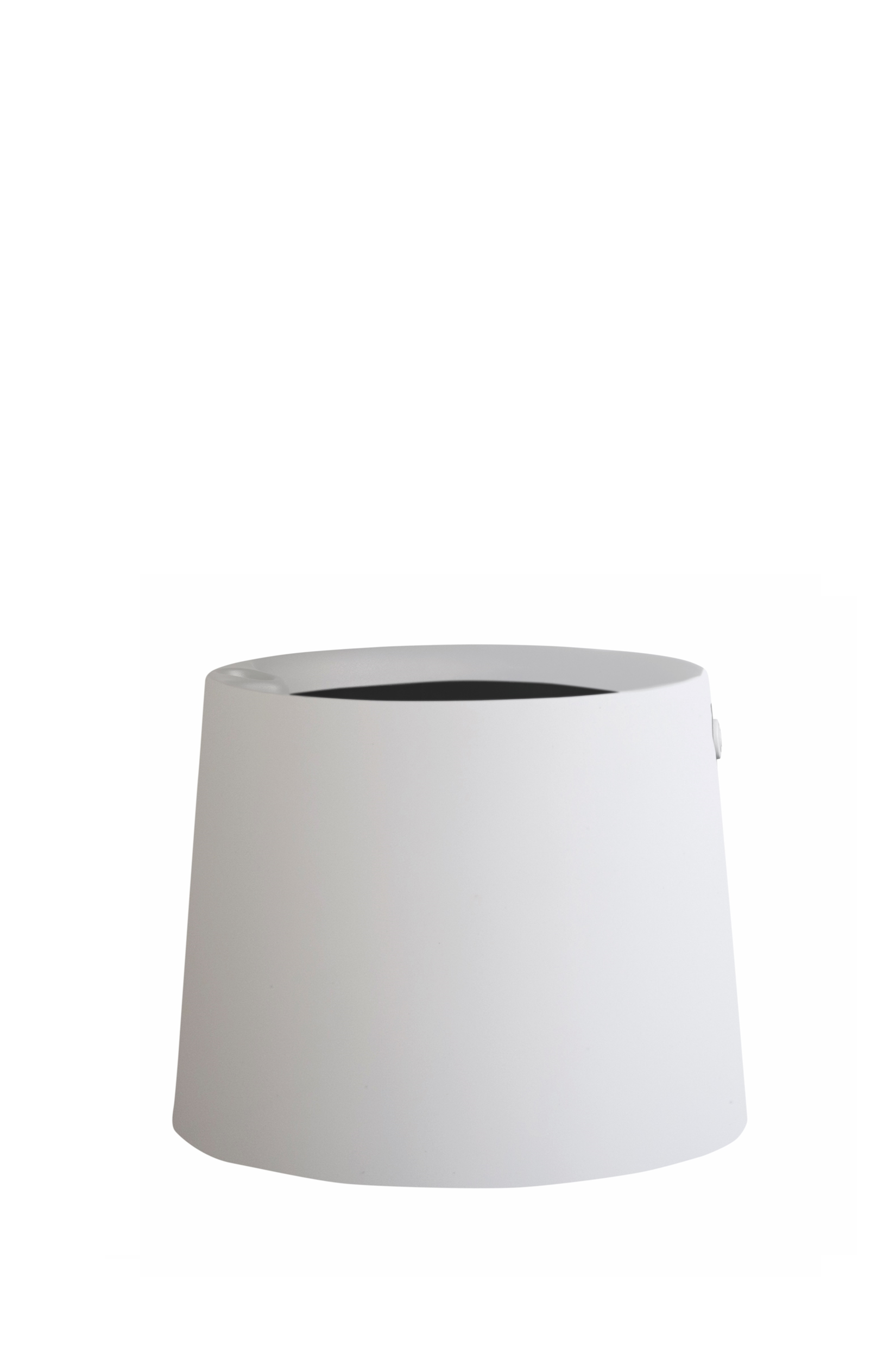 Novo Hydroplanter-Contract Furniture Store for hospitality, leisure & commercial projects