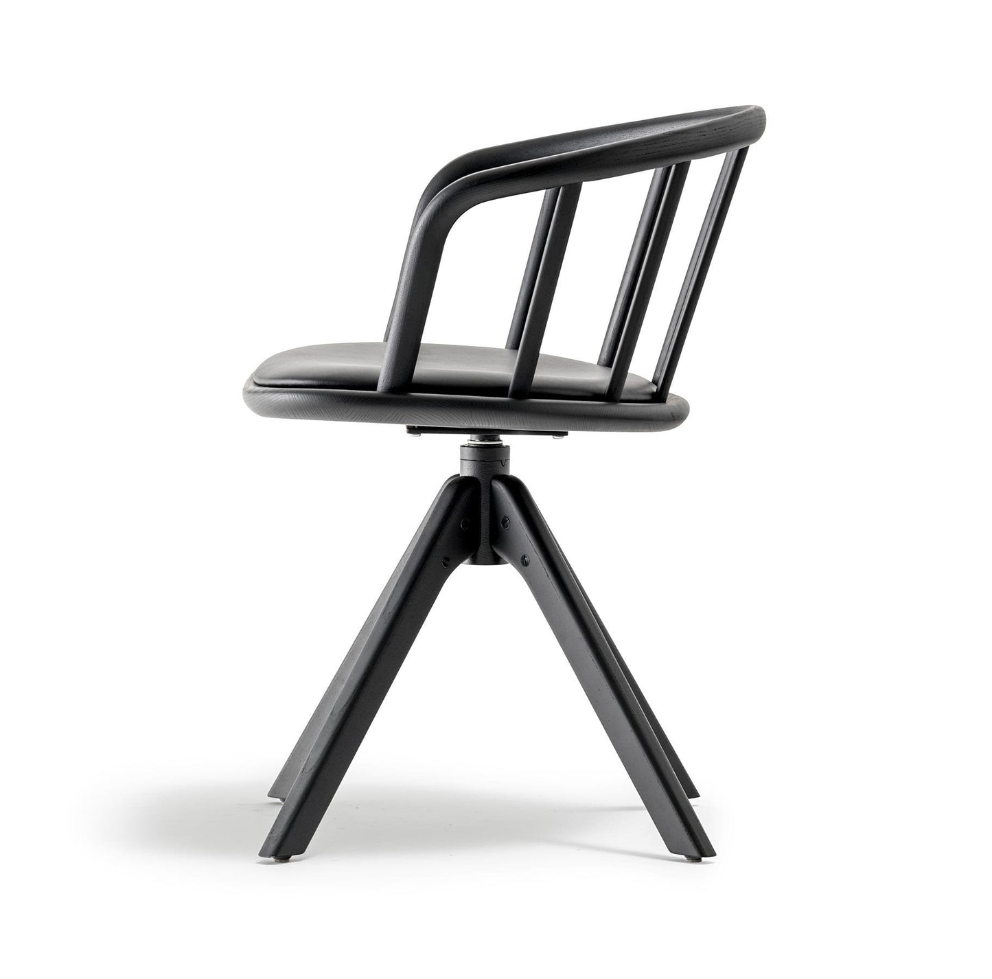 Nym 2846 Armchair-Contract Furniture Store for hospitality, leisure & commercial projects