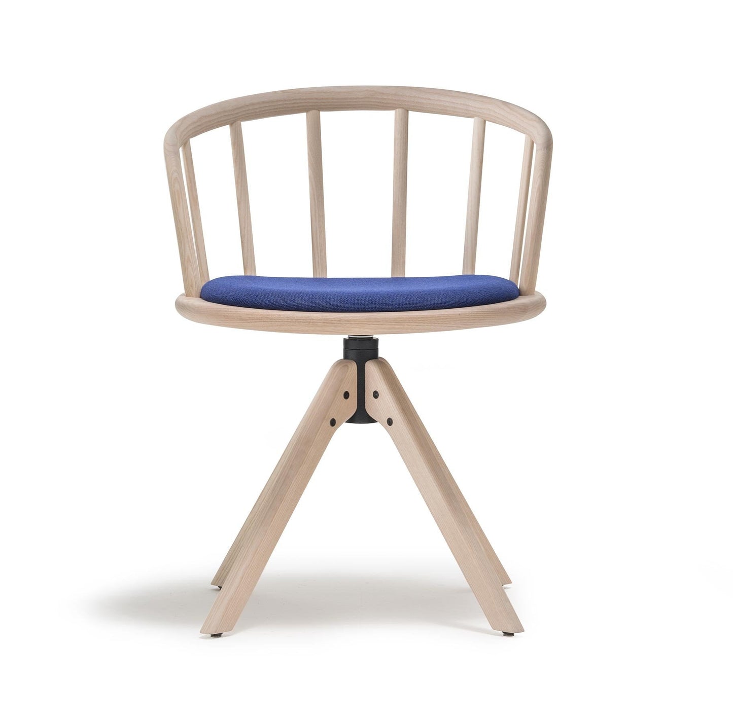 Nym 2846 Armchair-Contract Furniture Store for hospitality, leisure & commercial projects