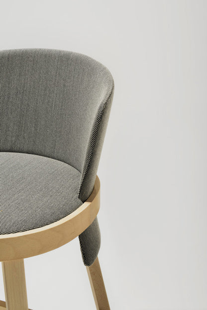Obi 3.03.0 High Stool