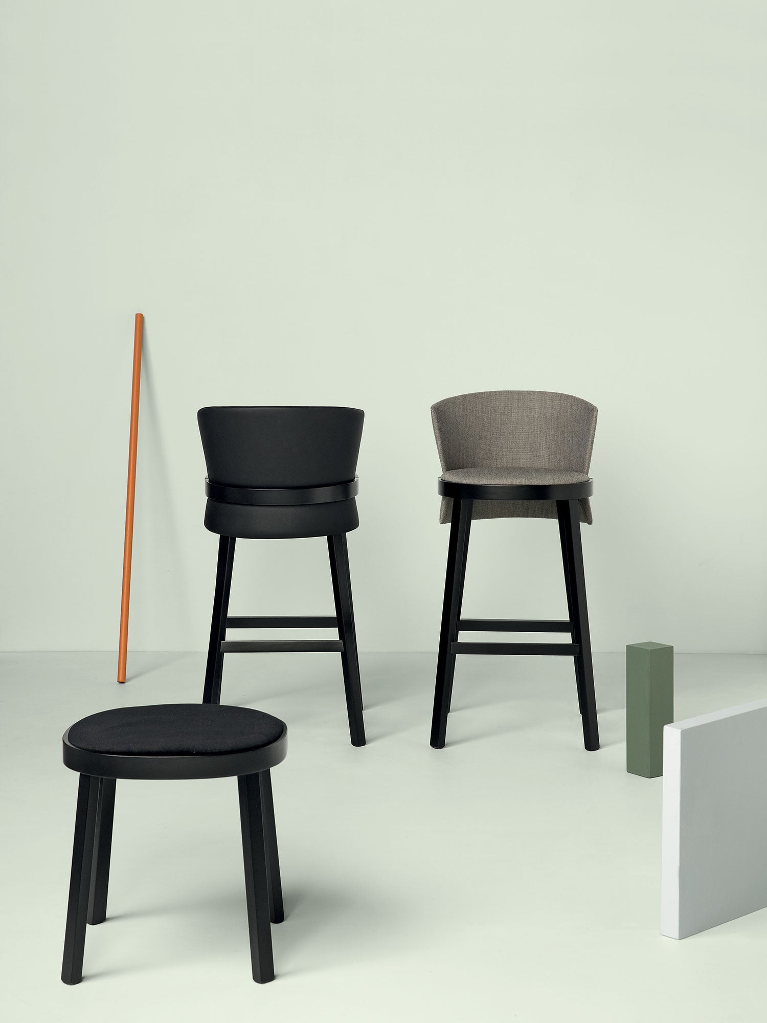 Obi 3.03.0 High Stool