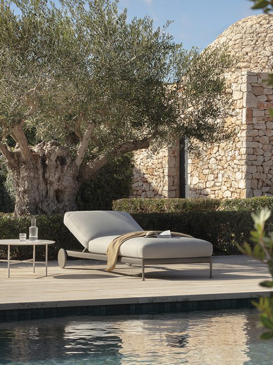 Obi C081 Chaise Longue