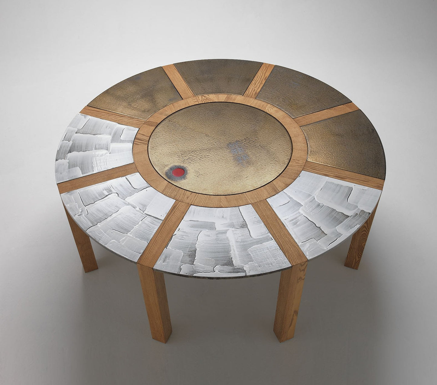 Octopus Round Dining Table