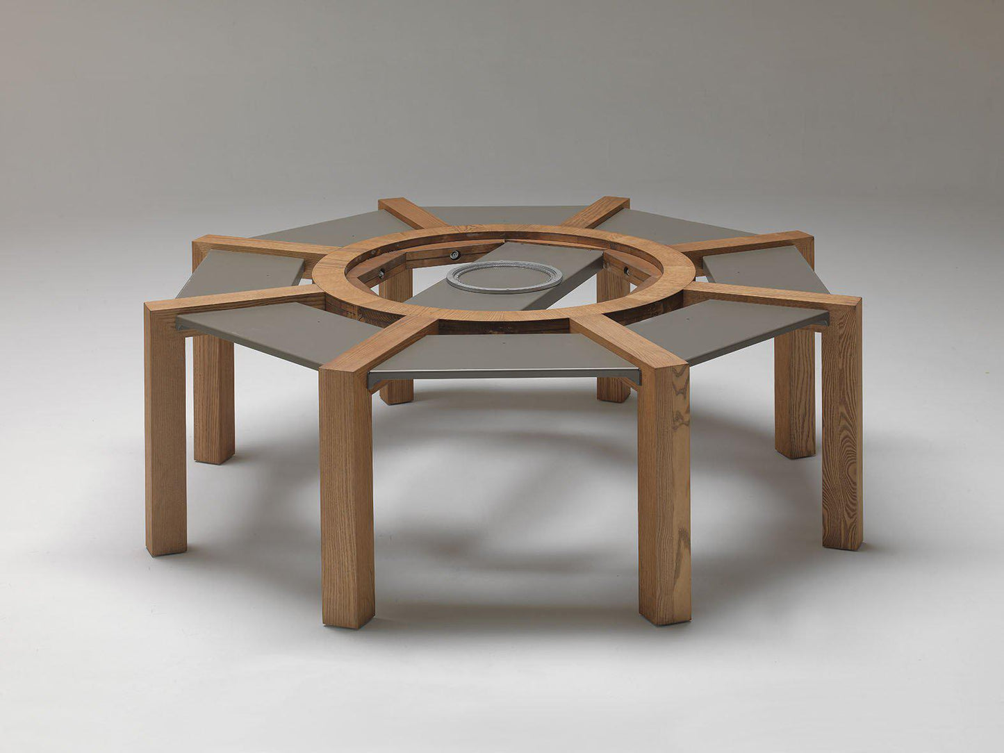 Octopus Round Dining Table