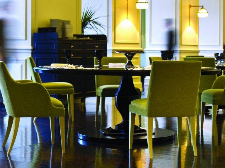 Onda Armchair