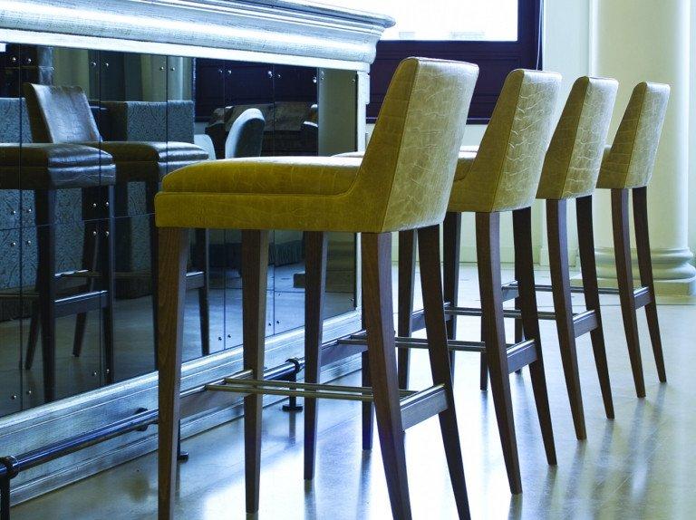 Onda High Stool