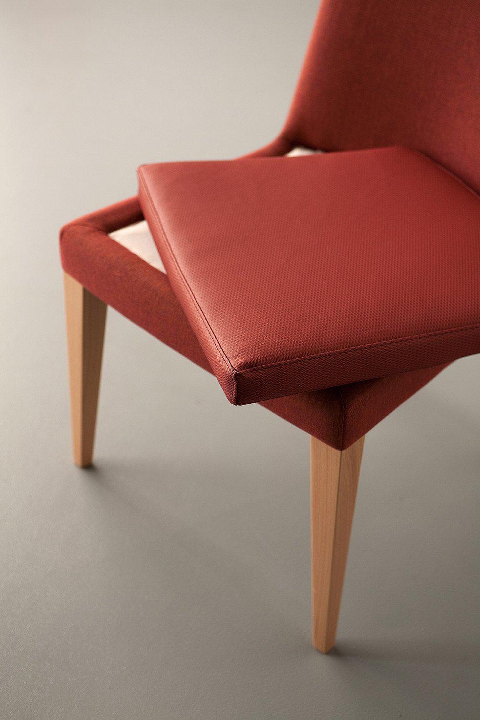 Onda Side Chair
