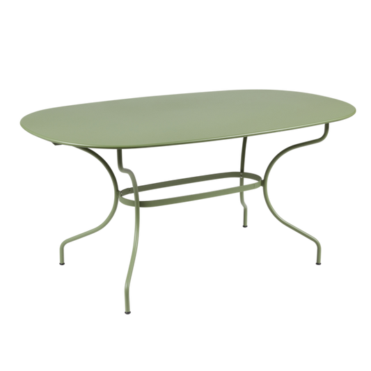 Opéra+ 0947 Oval Dining Table-Contract Furniture Store for hospitality, leisure & commercial projects