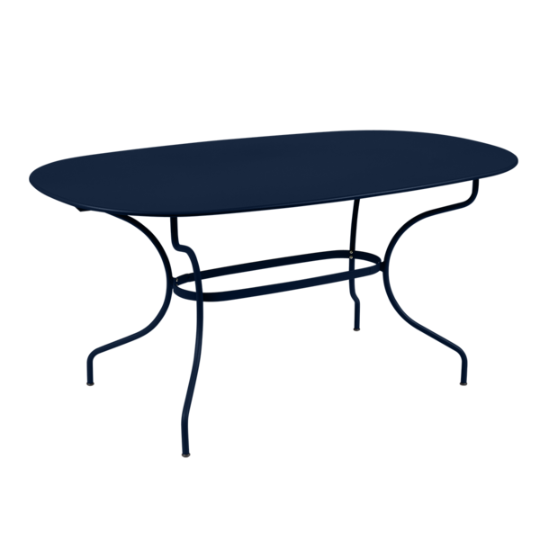 Opéra+ 0947 Oval Dining Table-Contract Furniture Store for hospitality, leisure & commercial projects