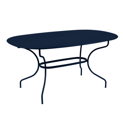 Opéra+ 0947 Oval Dining Table-Contract Furniture Store for hospitality, leisure & commercial projects