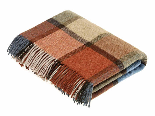 Orange & Turquoise Throw-Contract Furniture Store for hospitality, leisure & commercial projects