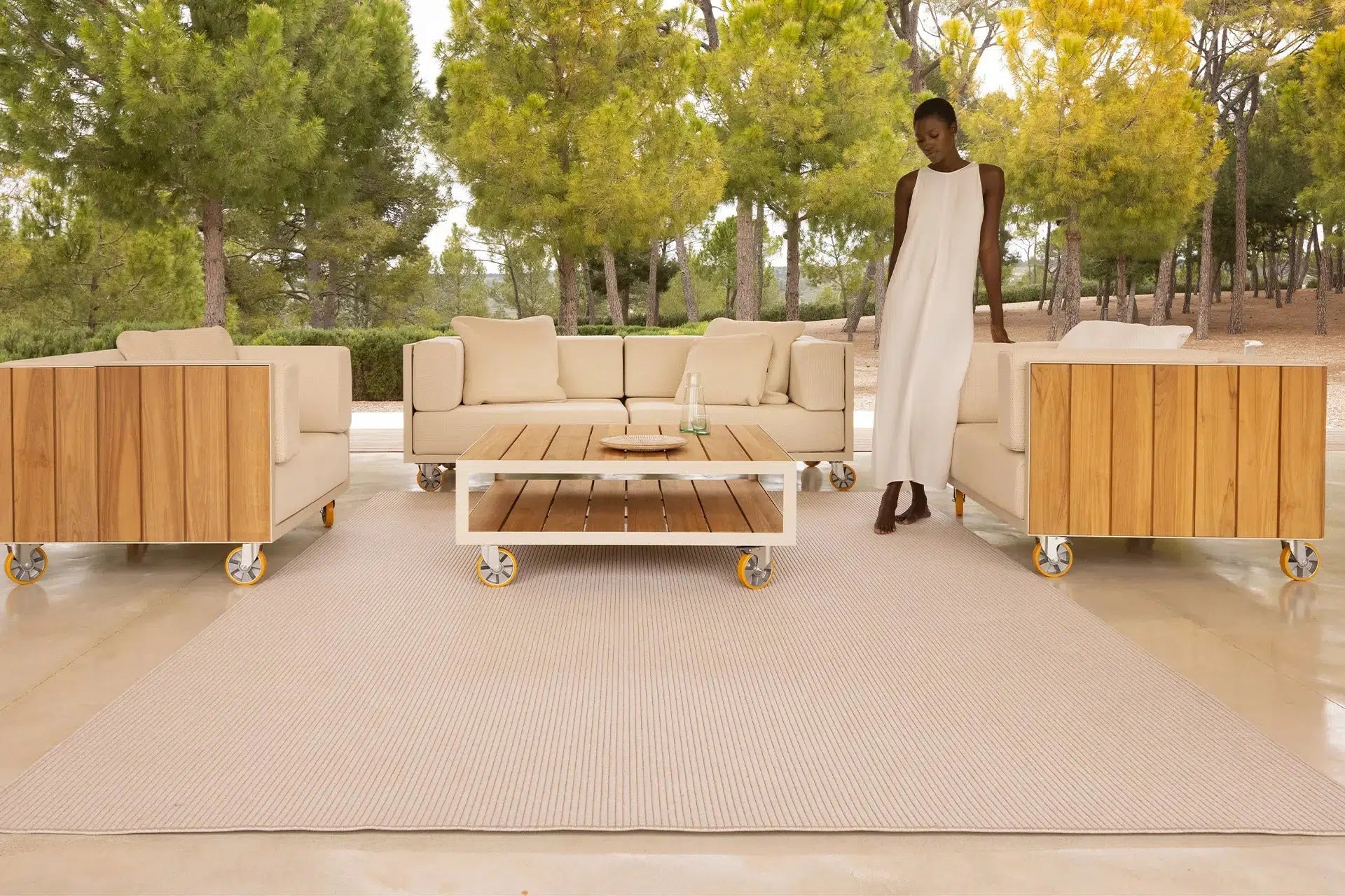 Outdoor Rug Type 2-Contract Furniture Store for hospitality, leisure & commercial projects