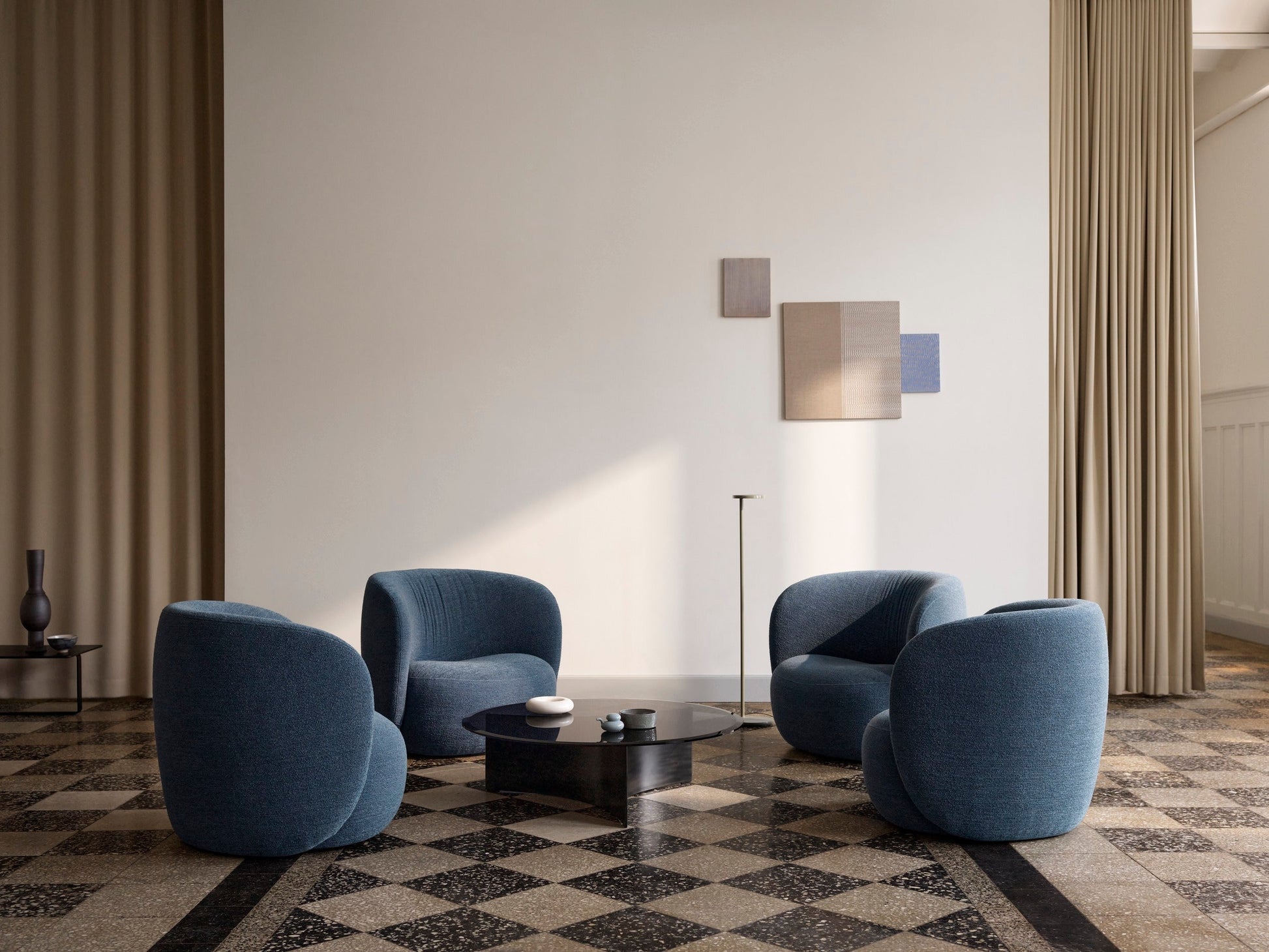 Ovata Lounge Chair-Contract Furniture Store for hospitality, leisure & commercial projects