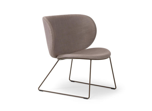 Papas 1-05 XL Lounge Chair-Contract Furniture Store for hospitality, leisure & commercial projects