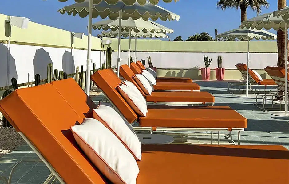 Paradiso Sunlounger-iSiMAR-Contract Furniture Store