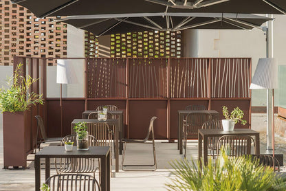 Patchwall 2042 Short Flower Box-Contract Furniture Store for hospitality, leisure & commercial projects