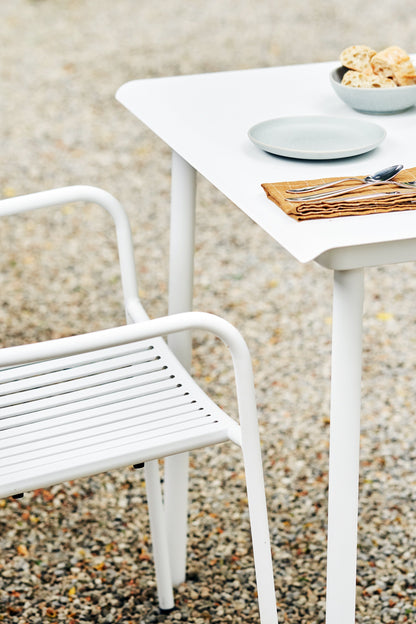 Patio Café Table-Contract Furniture Store for hospitality, leisure & commercial projects