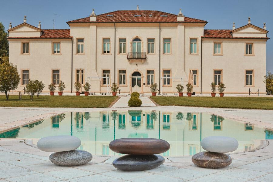 Pavè Stones Seating-Contract Furniture Store for hospitality, leisure & commercial projects