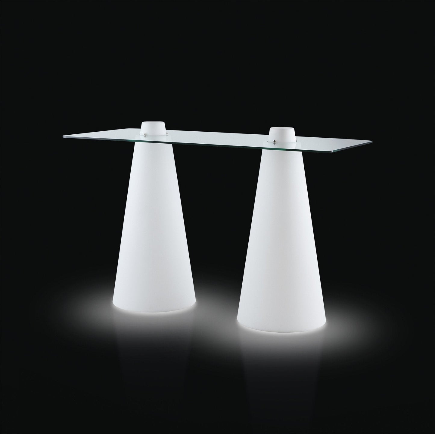 Peak Poseur Table