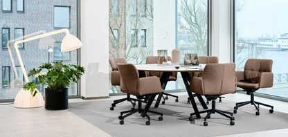 Peak Quattro Dining Table-Contract Furniture Store for hospitality, leisure & commercial projects