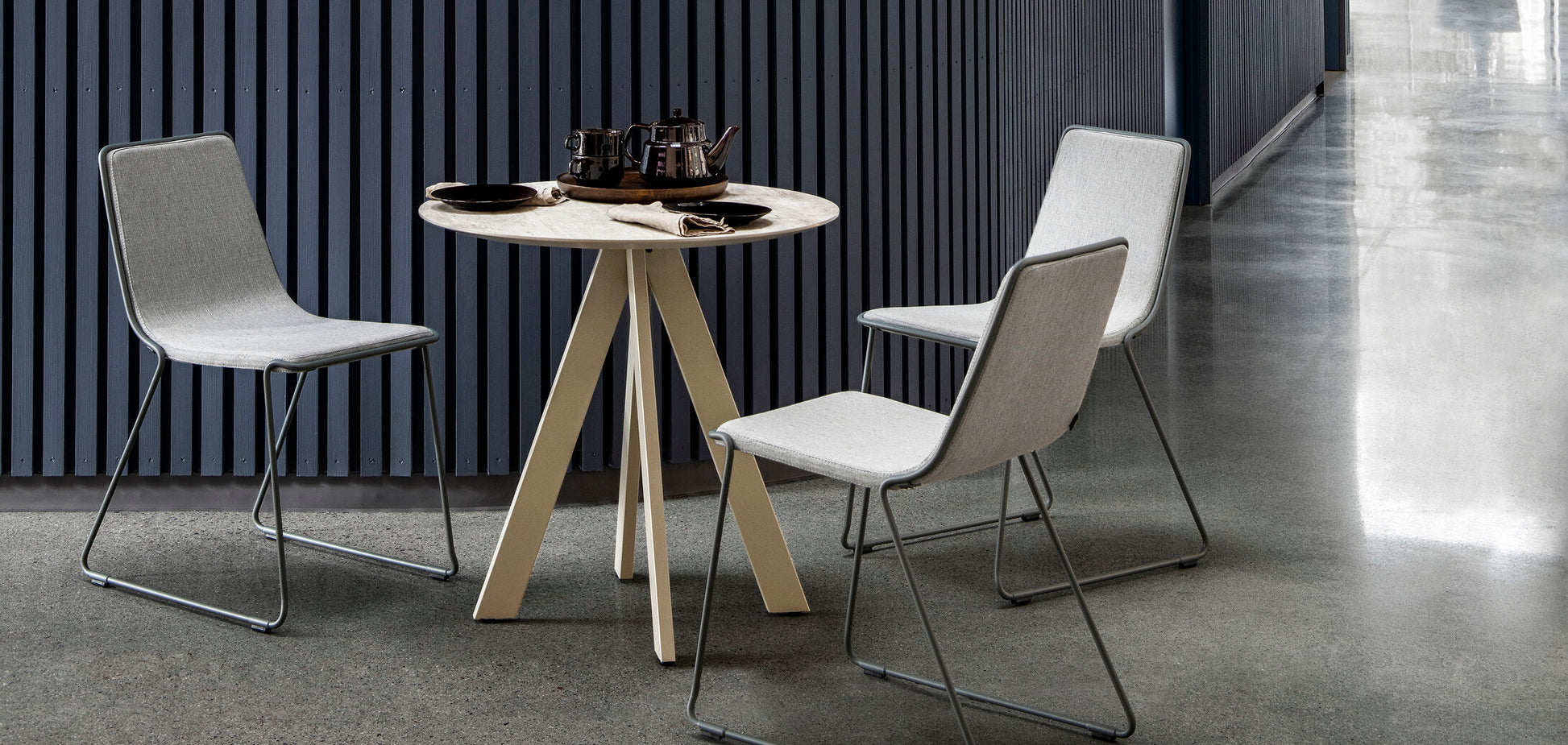 Peak Quattro Dining Table-Contract Furniture Store for hospitality, leisure & commercial projects