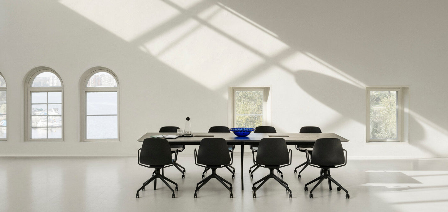 Pelican 03 Armchair-Contract Furniture Store for hospitality, leisure & commercial projects