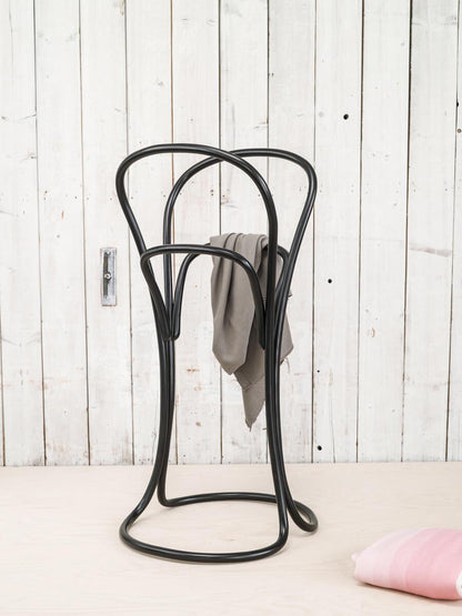 Petalo Clothes Hanger-Contract Furniture Store for hospitality, leisure & commercial projects