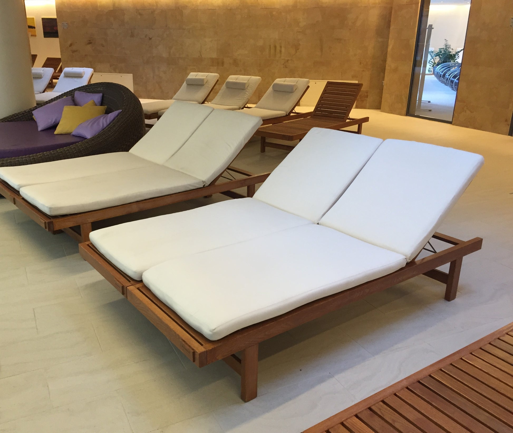 Petra Lounger