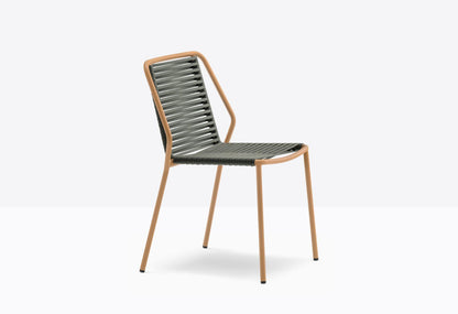 Philía 3900 Side Chair-Contract Furniture Store for hospitality, leisure & commercial projects