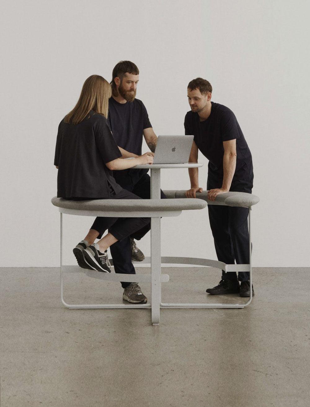 Picnic Table High-Contract Furniture Store for hospitality, leisure & commercial projects