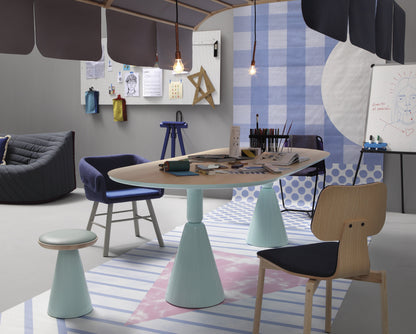 Pion Dining Table