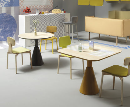 Pion Dining Table
