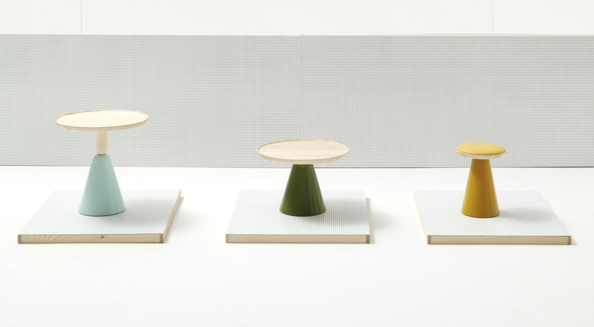 Pion Low Stool