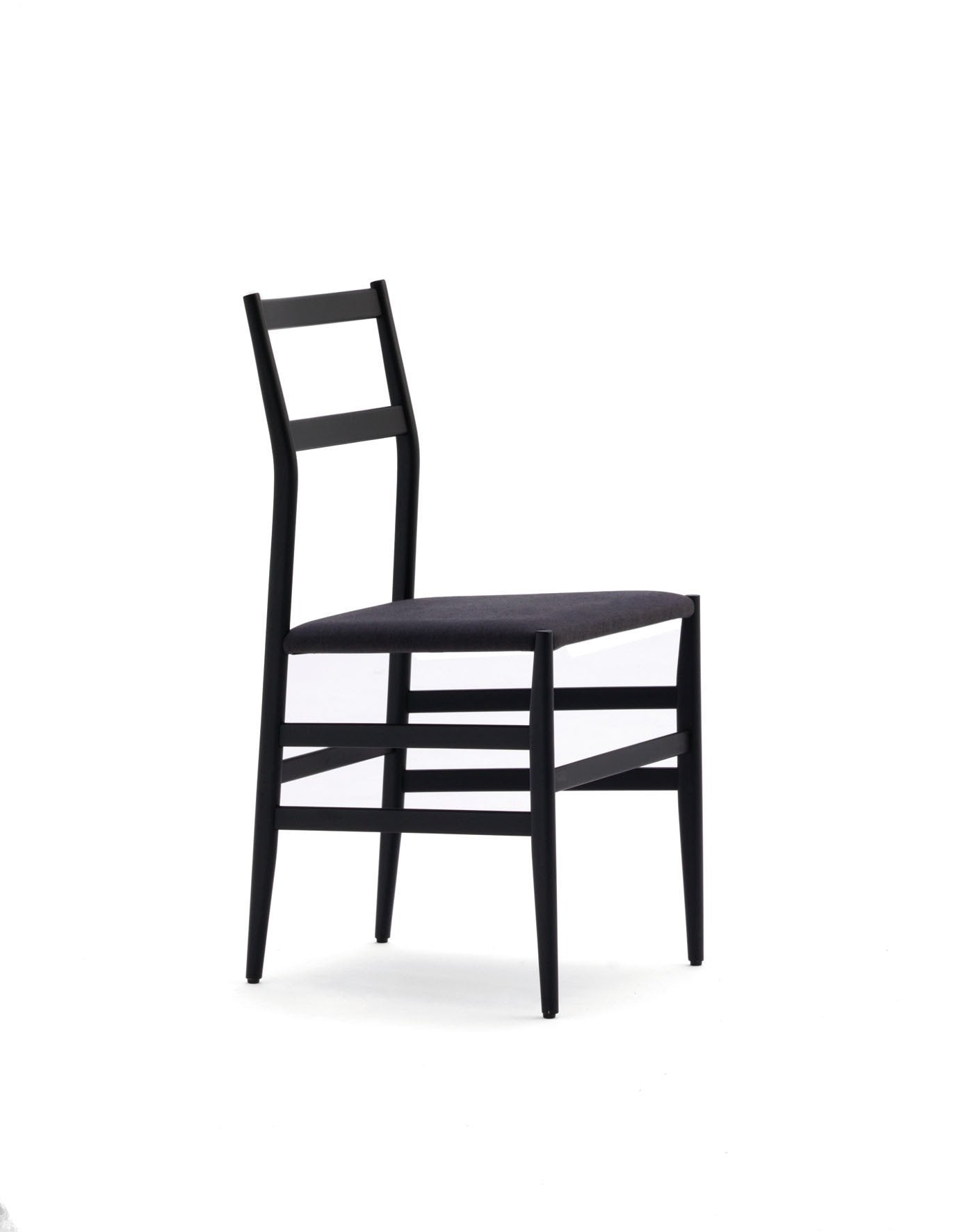 Piuma Side Chair