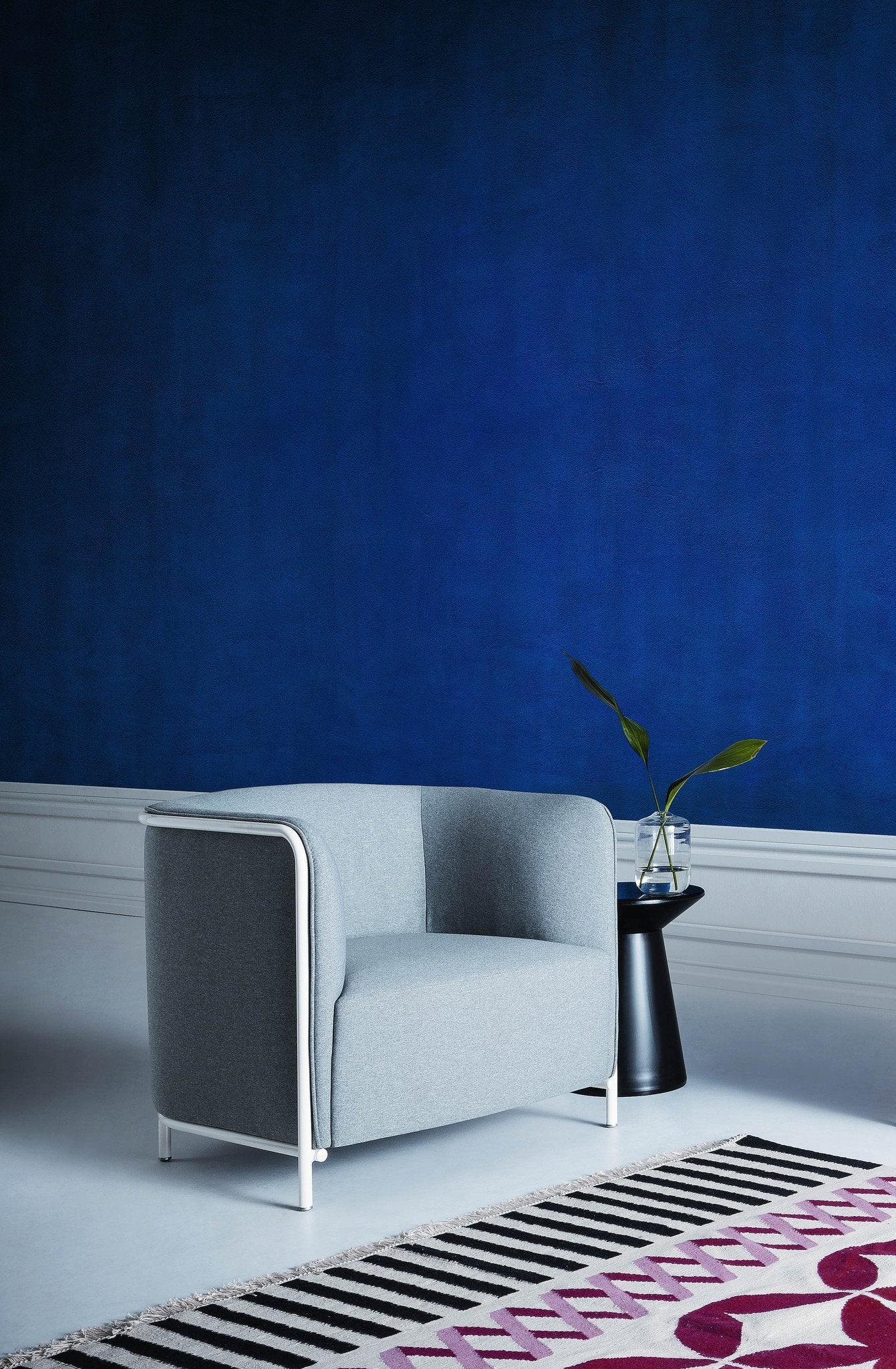 Place Lounge Chair