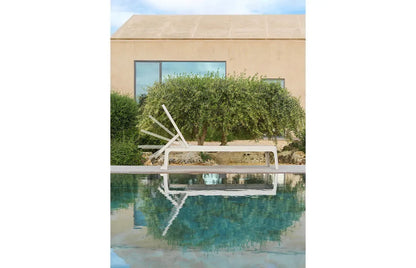 Plano Lounger-Contract Furniture Store for hospitality, leisure & commercial projects