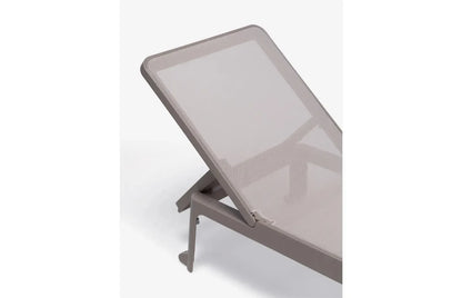 Plano Lounger-Contract Furniture Store for hospitality, leisure & commercial projects