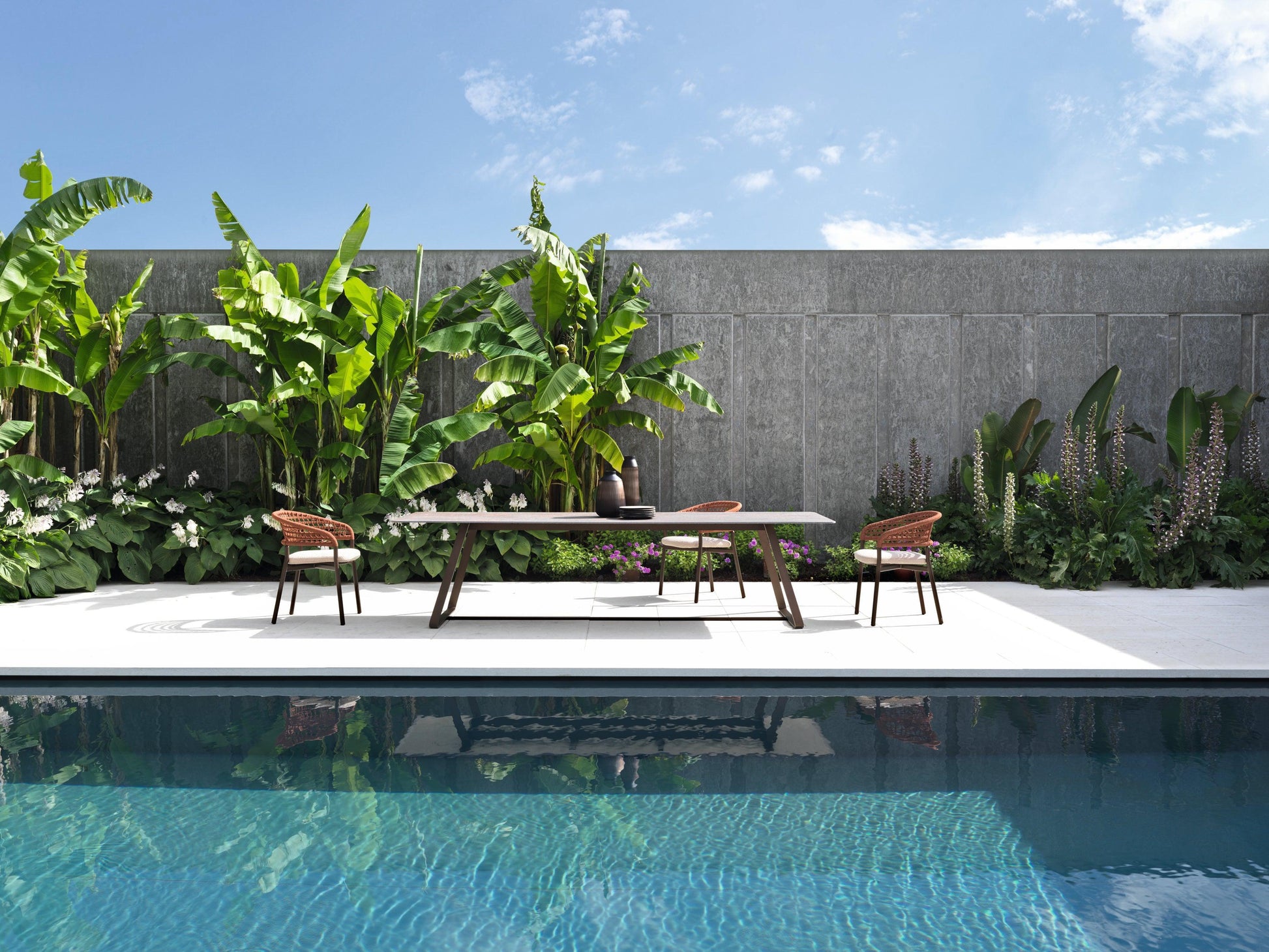 Plinto 24612 Armchair-Contract Furniture Store for hospitality, leisure & commercial projects