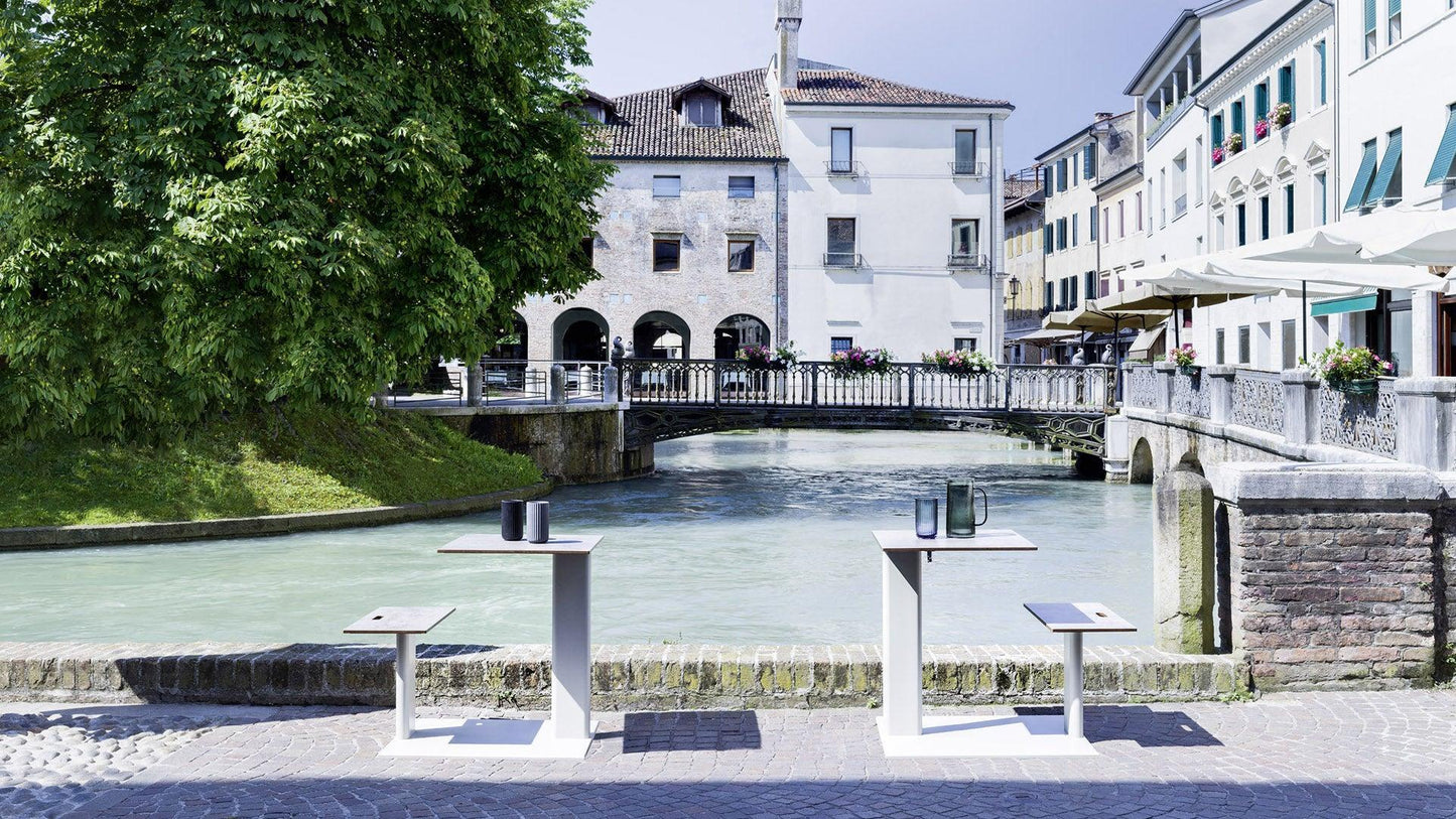 Plinto 24690 Sit & Eat-Contract Furniture Store for hospitality, leisure & commercial projects