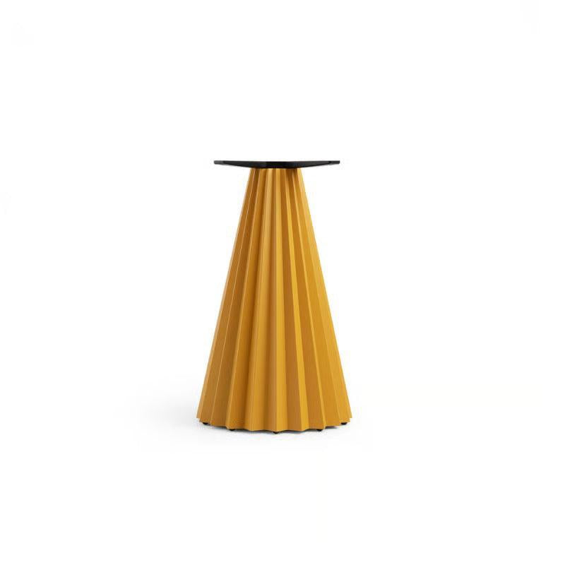 Plissé Bistro Table