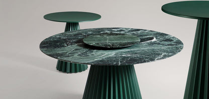 Plissé Dining Table