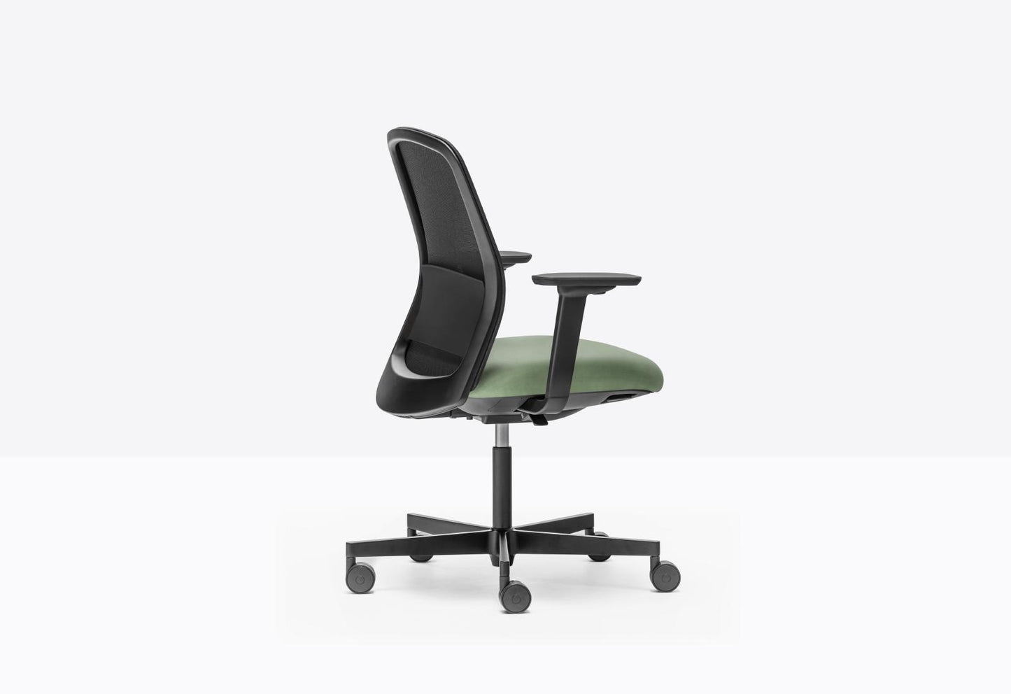 Polar 3775-3776 Task Armchair-Contract Furniture Store for hospitality, leisure & commercial projects